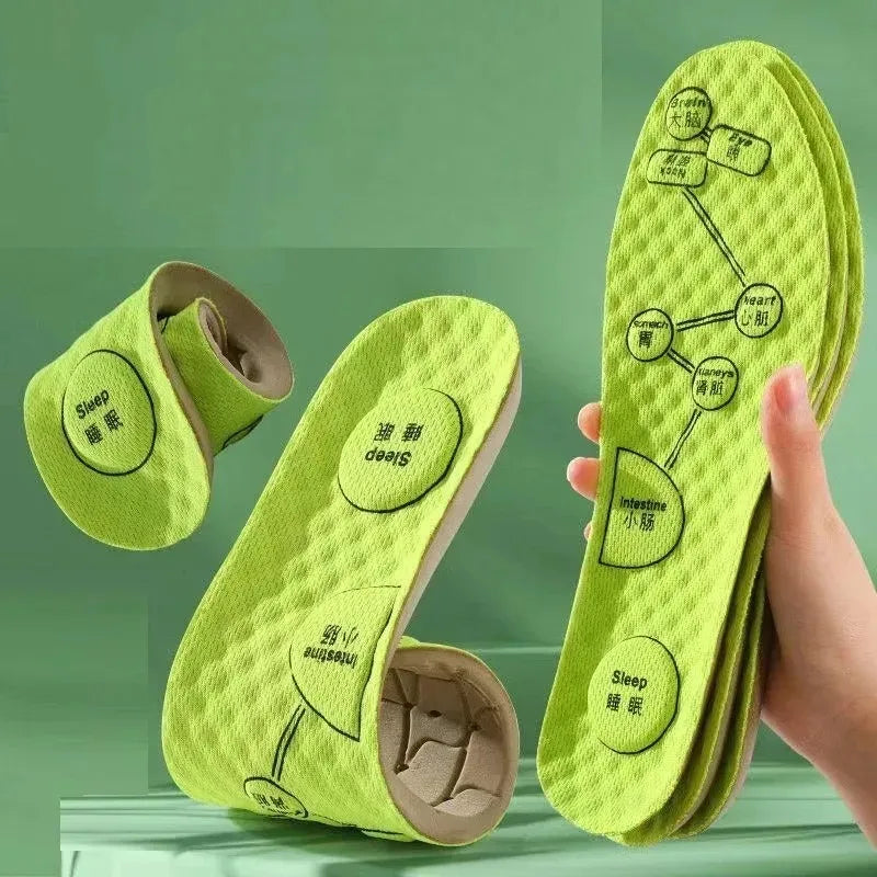 Unisex acupressure sports insole for feet, soft, breathable, cushioned, sweat-absorbing and deodorizing.