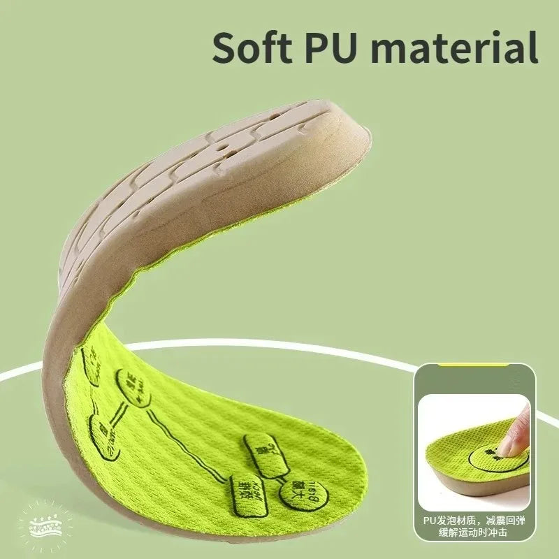 Unisex acupressure sports insole for feet, soft, breathable, cushioned, sweat-absorbing and deodorizing.